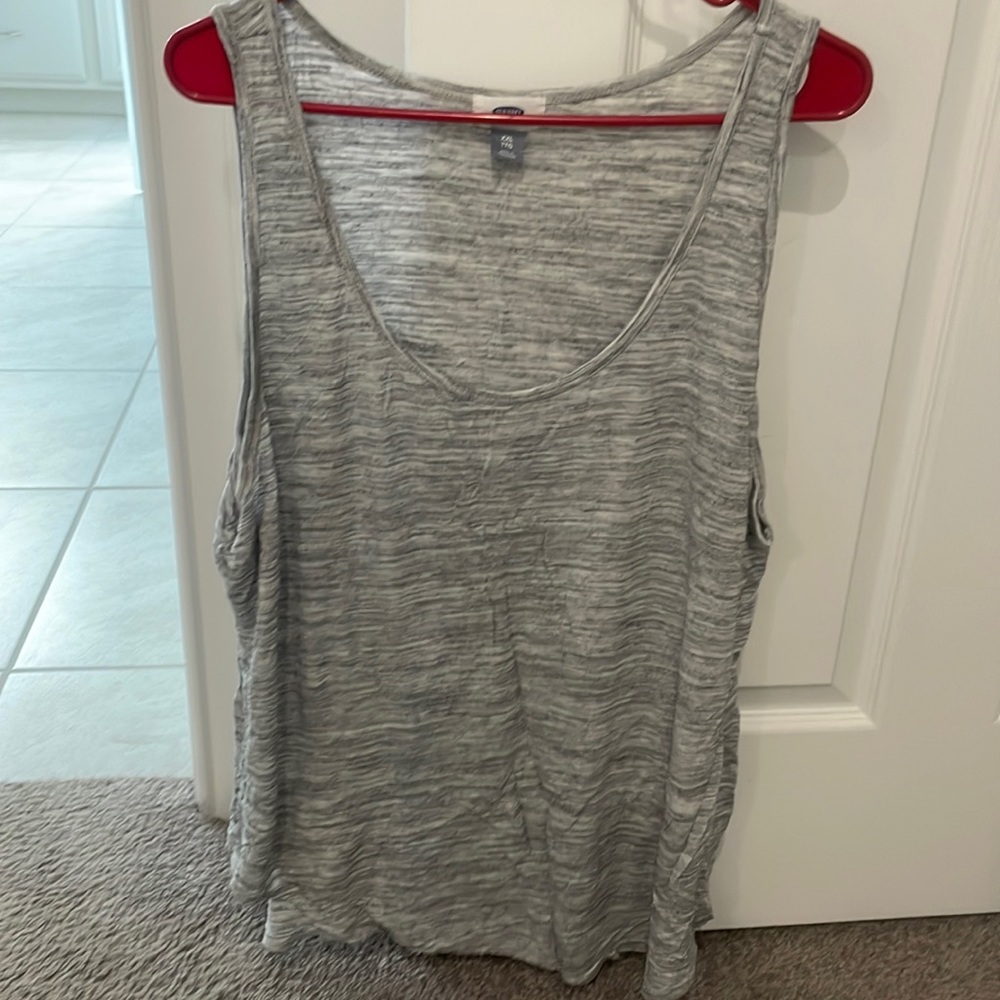 Old Navy tank